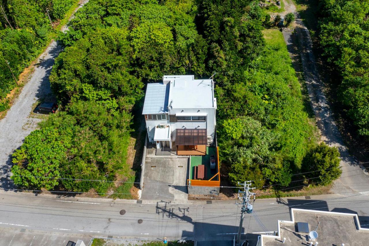 Bankshi-Sa Villa Motobu Exterior photo